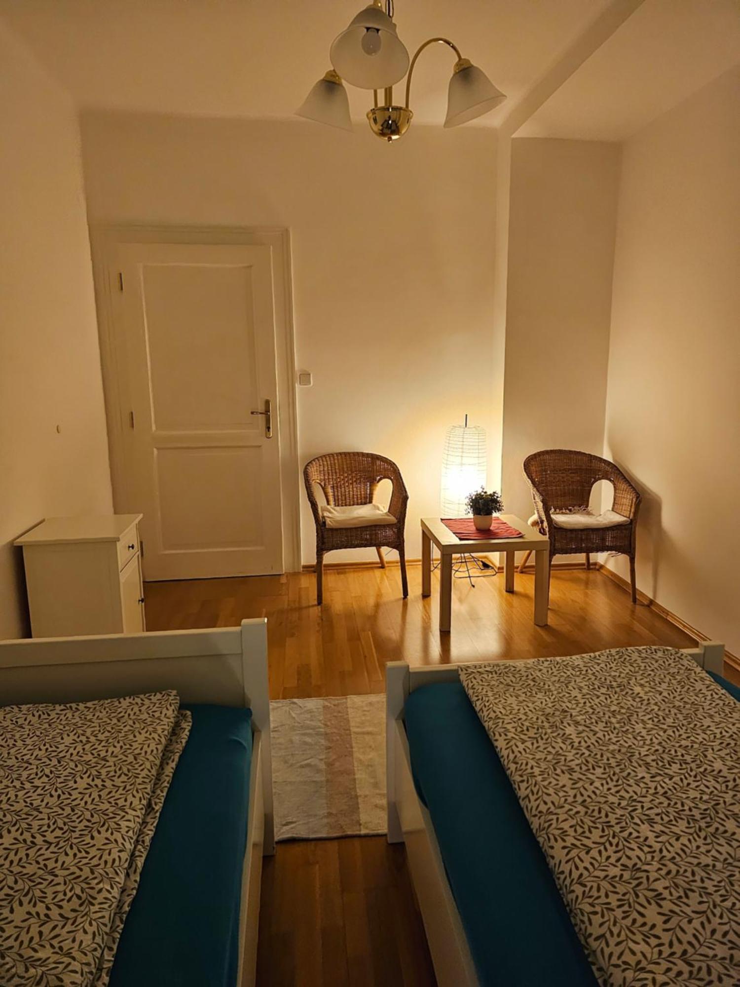 Laxmi Happy In Historical Homestay Prague